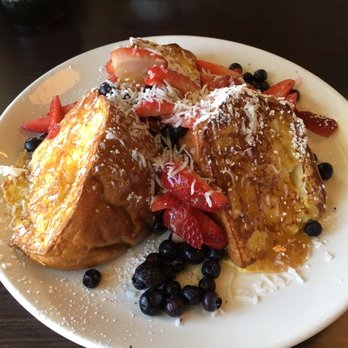Broken Yolk Cafe - Tiki Toast - Breakfast & Brunch Near Me - Orange, California Broken Yolk Cafe - Tiki Toast - Breakfast & Brunch Near Me - Orange, California