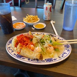 Golden Garden Chinese Restaurant - Shrimp Chop Suey, rice , egg roll crispy noodles. I already ate the soup.