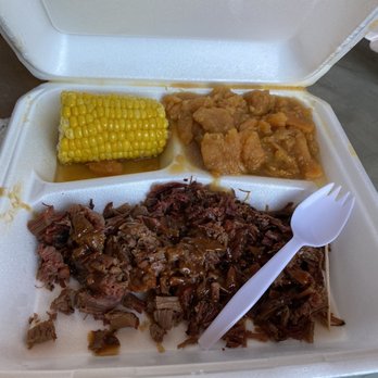 Toms Barbeque - Beef Brisket - Barbeque Near Me - Memphis, Tennessee