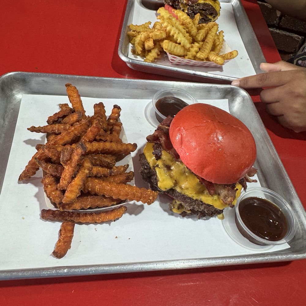 Wulf Burger - Good - Burgers Near Me - Frisco, Texas