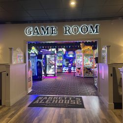 Barrett's Ale House - Game Room / Arcade