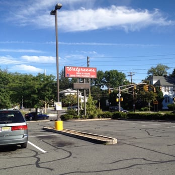 Walgreens - Lots of overhead wires! - Drugstores Near Me - Newark, New Jersey
