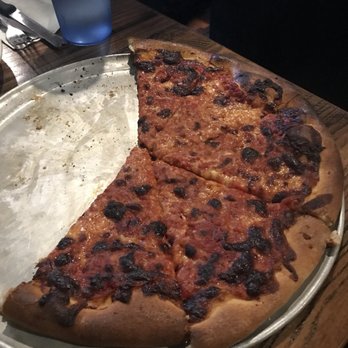 Santarpio's Pizza - Pizza Near Me - Boston, Massachusetts Santarpio's Pizza - Pizza Near Me - Boston, Massachusetts