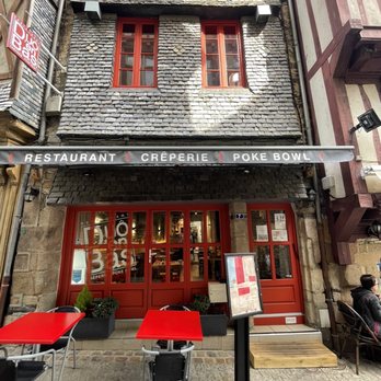 duo en bas - Outside street view - Creperies Near Me - Morlaix, 29 duo en bas - Outside street view - Creperies Near Me - Morlaix, 29