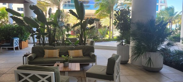 Four Seasons Hotel And Residences Fort Lauderdale by null