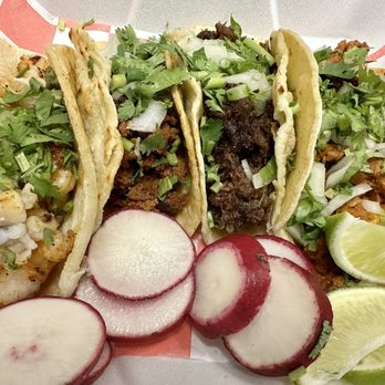 La Bendición Supermercado - Shrimp, Chorizo, Cabeza, Al Pastor Tacos - Tacos Near Me - Orlando, Florida La Bendición Supermercado - Shrimp, Chorizo, Cabeza, Al Pastor Tacos - Tacos Near Me - Orlando, Florida