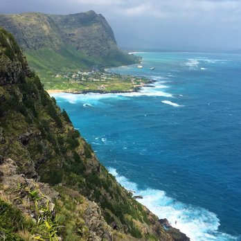 Makapu'u Point Lighthouse Trail - View at the top! - Hiking Near Me - Honolulu, Hawaii Makapu'u Point Lighthouse Trail - View at the top! - Hiking Near Me - Honolulu, Hawaii