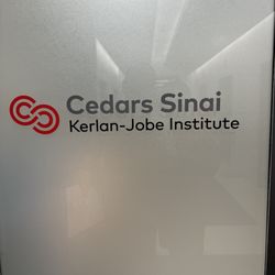 Cedars Sinai - Front door.