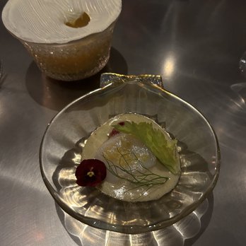 Alinea - Scallop - New American Near Me - Chicago, Illinois