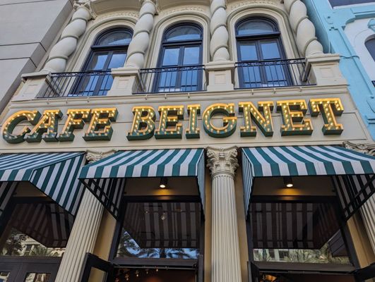 Cafe Beignet, Canal St. by null