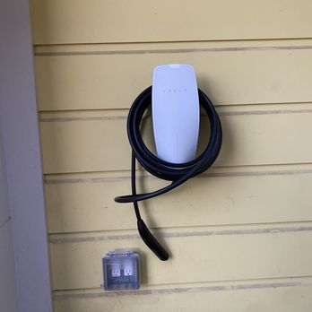 Kardon Electric - Hardwired Tesla charger - Electricians Near Me - Oakland, California Kardon Electric - Hardwired Tesla charger - Electricians Near Me - Oakland, California