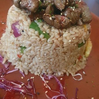 Fabric Sushi - Wok de arroz y carne - Sushi Bars Near Me - Buenos Aires, C