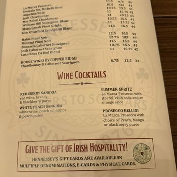 Hennessey's Tavern - Irish Pub Near Me - Manhattan Beach, California