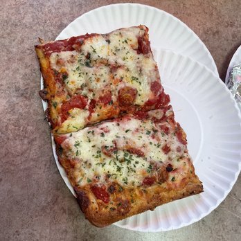 Pizza Stop - Pizza Near Me - Lake Ronkonkoma, New York