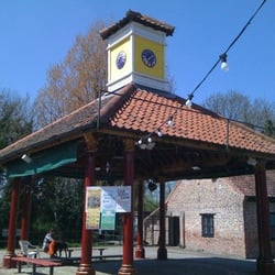 Merton Abbey Mills - Merton Abbey Mills band stand