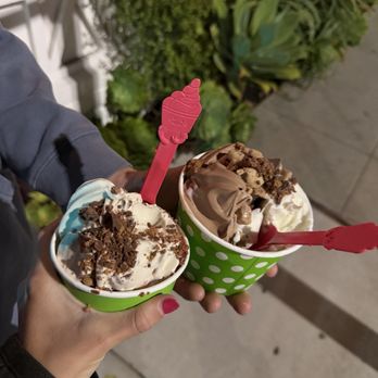 Froglanders Crepes & Yogurt - Frozen yogurt - Creperies Near Me - Carlsbad, California Froglanders Crepes & Yogurt - Frozen yogurt - Creperies Near Me - Carlsbad, California