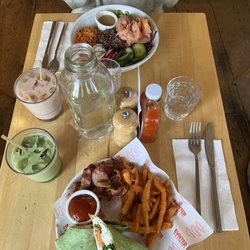 Banter - Chicken salad wrap & banter bowl