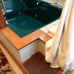 Inn At Mccurdy House - Bathtub shower combo