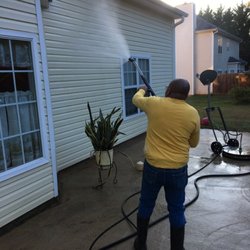 Set Pressure Washing - Soft Vinyl Pressure Washing