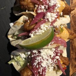 The County Canteen - Fish tacos