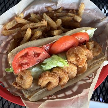 Locklear's on Little Oak - Shrimp po boy - Seafood Near Me - Charleston, South Carolina