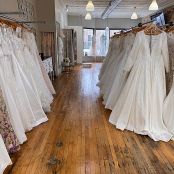 Annie Lane Bridal - Off-The-Rack Bridal Shop near Grand Rapids, MI - Bridal Near Me - Zeeland, Michigan Annie Lane Bridal - Off-The-Rack Bridal Shop near Grand Rapids, MI - Bridal Near Me - Zeeland, Michigan