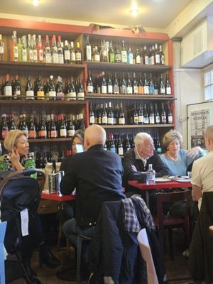 Le Verre Volé by null