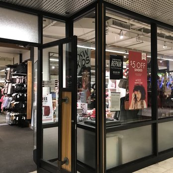 DSW - Shoe Stores Near Me - New York, New York DSW - Shoe Stores Near Me - New York, New York