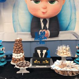 Boss baby chocobanana theme cake