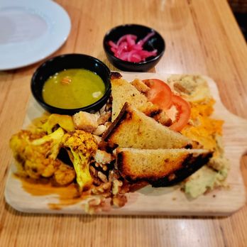 Vegan & Vine - Nosh board - Vegan Near Me - Phoenix, Arizona Vegan & Vine - Nosh board - Vegan Near Me - Phoenix, Arizona