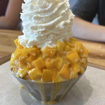 Snowy Village - Mango bingsoo - Cafes Near Me - Mesa, Arizona Snowy Village - Mango bingsoo - Cafes Near Me - Mesa, Arizona