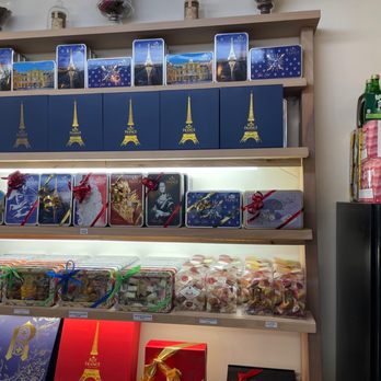 Roy de France - France theme - Candy Stores Near Me - Miami, Florida