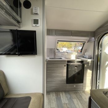 Miller Trailer Sales - Trailer Dealers Near Me - Perkasie, Pennsylvania