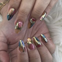 Papillon Nails & Spa - Nail by Thomas
