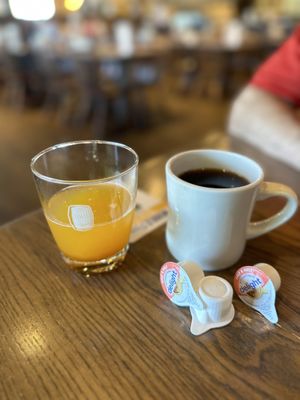 Cracker Barrel Old Country Store by null