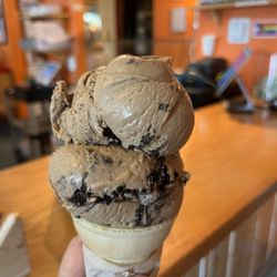 Mortons Moo Homemade Ice Cream - Mocha Oreo - 1 scoop!