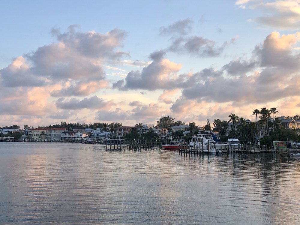 Anna Maria Oyster Bar - Pier