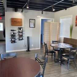 Crestwood Bistro