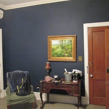 Carisbrooke Inn - Love the wooden doors - Hotels Near Me - Ventnor City, New Jersey