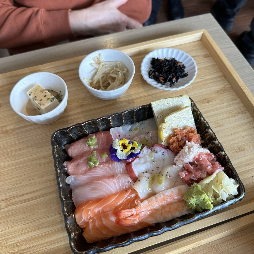 Akami Sushi - Chirashi - Sushi Bars Near Me - Arcadia, California Akami Sushi - Chirashi - Sushi Bars Near Me - Arcadia, California