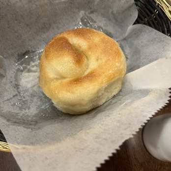 Verona Italian Restaurant - Side of 4 Homemade Rolls - Italian Near Me - Benton, Arkansas