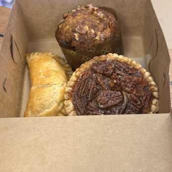 Angela's Pastries - Bakeries Near Me - Paso Robles, California