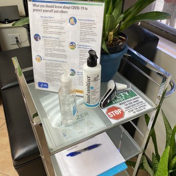 Ellen Nails - Check in station: temperature check is currently mandatory! Hand sanitizer also provided! - Nail Salons Near Me - Honolulu, Hawaii