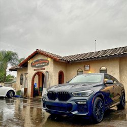 Mamma’s Pizzeria - Outside