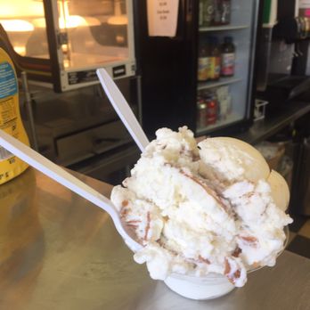 The Windmill Belgian Waffles & Ice Cream - Large low fat vanilla peanut butter hard yogurt - Desserts Near Me - Beach Haven, New Jersey The Windmill Belgian Waffles & Ice Cream - Large low fat vanilla peanut butter hard yogurt - Desserts Near Me - Beach Haven, New Jersey