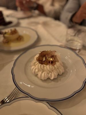 La Tête d'Or by Daniel by null