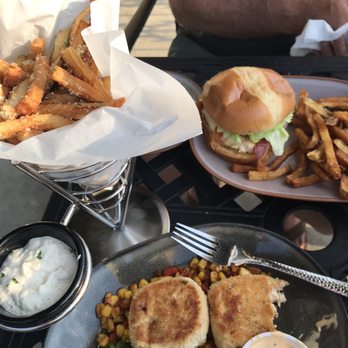 Bishops Quarter - Crab cakes with southwest corn, grilled chicken sandwich and garlic and Parmesan fries.  Yummo. - Wine Bars Near Me - Loveland, Ohio