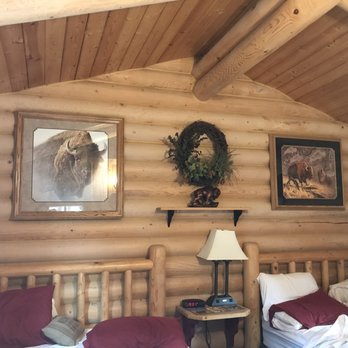 Cabin Creek Inn - Inside bedroom area - Hotels Near Me - Thayne, Wyoming Cabin Creek Inn - Inside bedroom area - Hotels Near Me - Thayne, Wyoming
