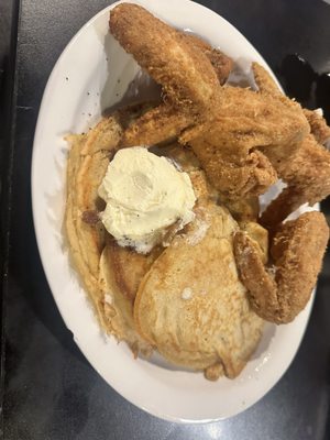 Kiki's Chicken and Waffles by null