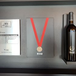 Tierra Adentro - Diversas Medallas a los vinos